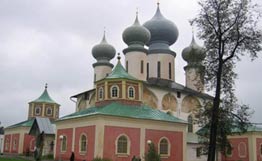 Ленинградская область. Мужской Тихвинский Богородичный Успенский монастырь . 